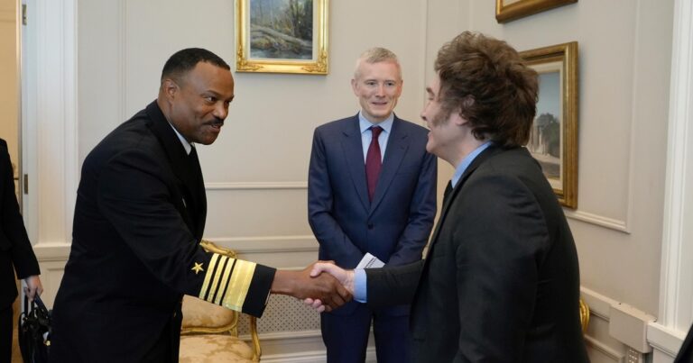 En plena campaña electoral, el Gobierno arma una cumbre de Defensa con EE.UU. y recibe a importantes enviados de Trump y Netanyahu