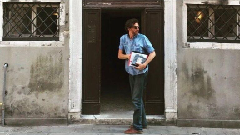 Tragedia en el set: murió Diego Borella, asistente de dirección de «Emily in Paris»