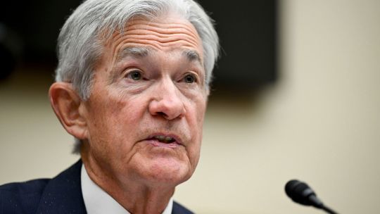 Los bonos del Tesoro norteamericano se disparan: Powell dice que los riesgos justificarían un ajuste de tasas