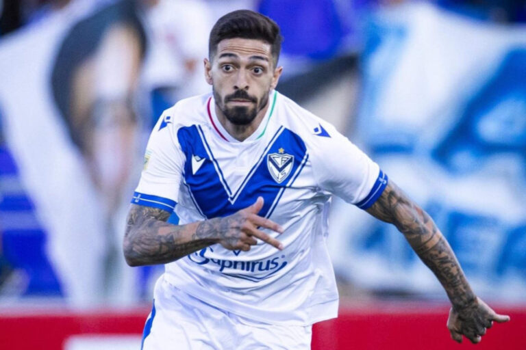 Lanzini rompió el silencio y explicó su salida de River y su llegada a Vélez