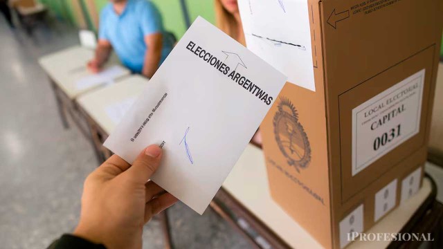 Elecciones en Corrientes: los hermanos Valdés se adjudican el triunfo y el peronismo se ilusiona con el balotaje