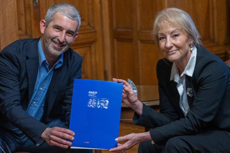 Delirio total: ANEP destinará 1.500 millones para financiar la ESI