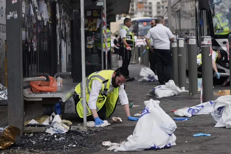Dos terroristas palestinos llevaron a cabo una masacre en Jerusalén
