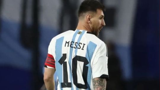 Ante la ausencia de Lionel Messi, quién va a usar la «10» en el último partido de la Selección argentina por Eliminatorias