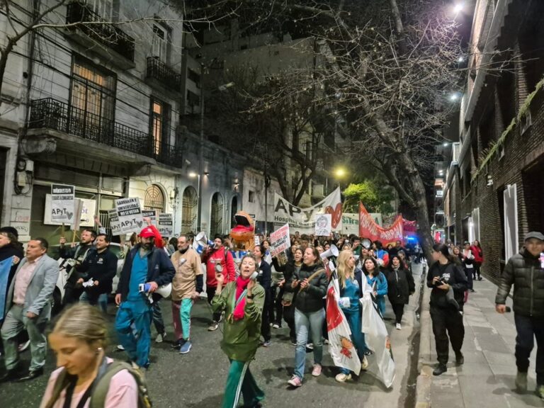 «Ruidazo nacional» en favor del Garrahan y contra los vetos de Milei