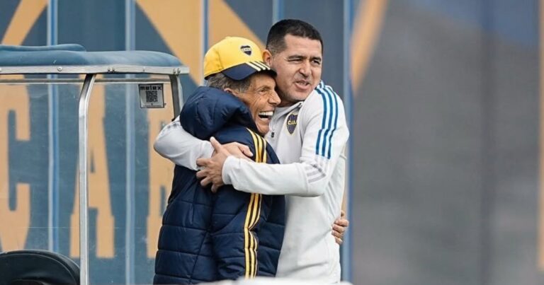 Con Russo presente tras su alta médica y el abrazo de Riquelme, Boca tuvo su primer entrenamiento semanal con la mira en Defensa y Justicia